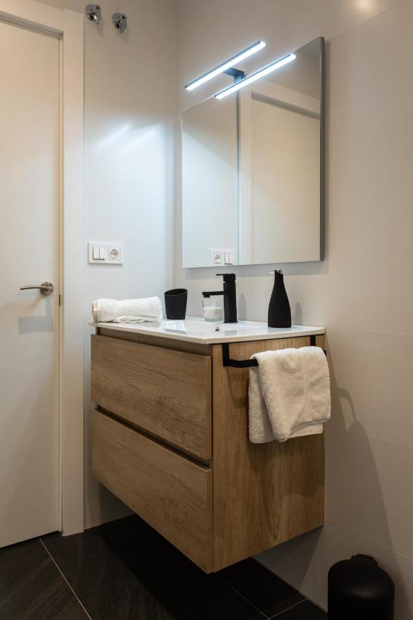 Piso De Diseno Con Vistas A La Ria. Apartment Билбао Екстериор снимка